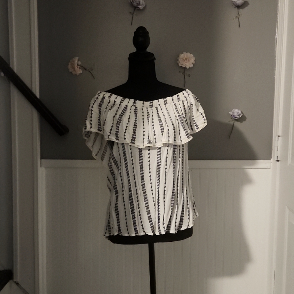 Large Maurice's Cold Shoulder White & Navy Patterned Ruffle Top